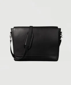 The Carismatico Black Leather Messenger Bag